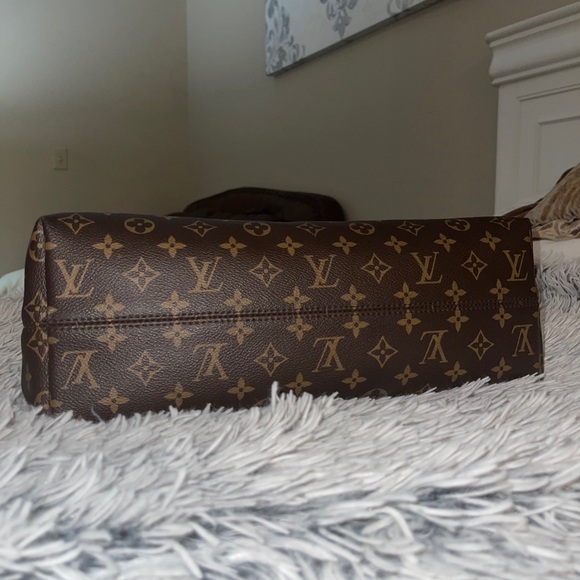 Louis Vuitton Graceful MM tote - Picture 4 of 12